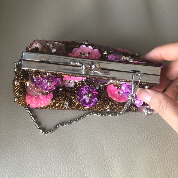 Clutch - Picture 3 of 4